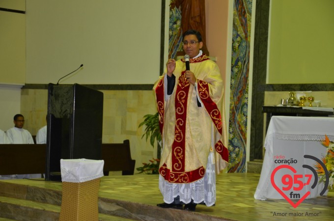 Padre Alexsandro completa dois anos de sacerdócio