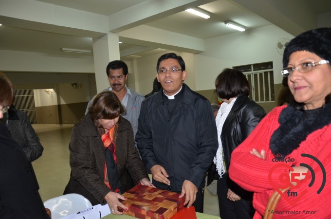 Padre Alexsandro completa dois anos de sacerdócio