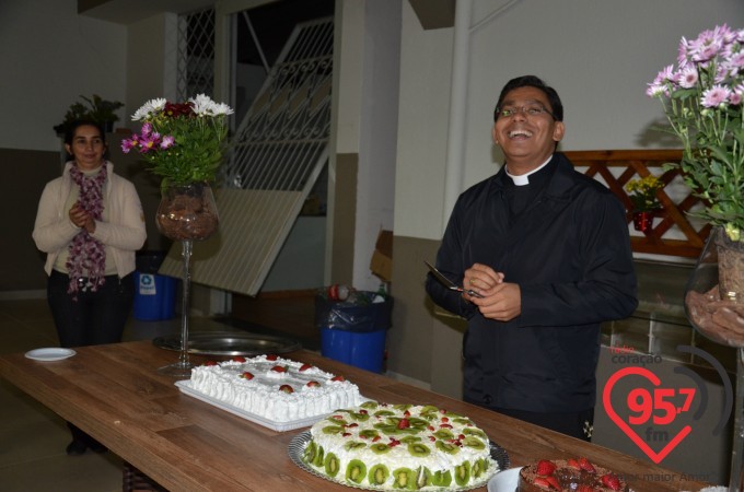 Padre Alexsandro completa dois anos de sacerdócio