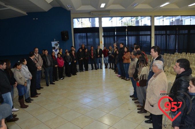 Aced realiza palestra motivacional com Valdir da Costa