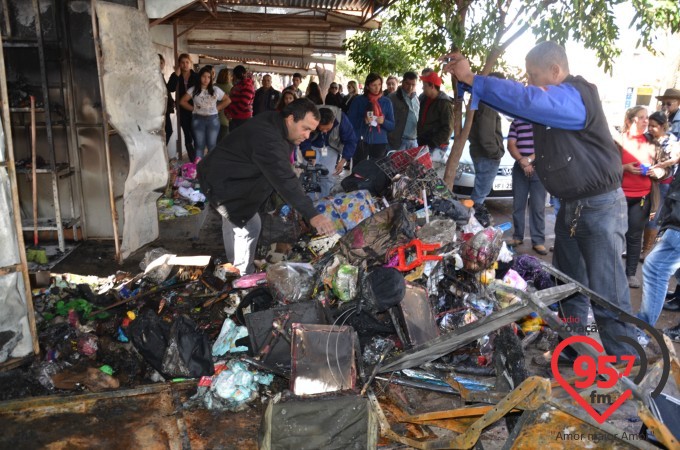 Incêndio em camelôs pode ter sido provocado