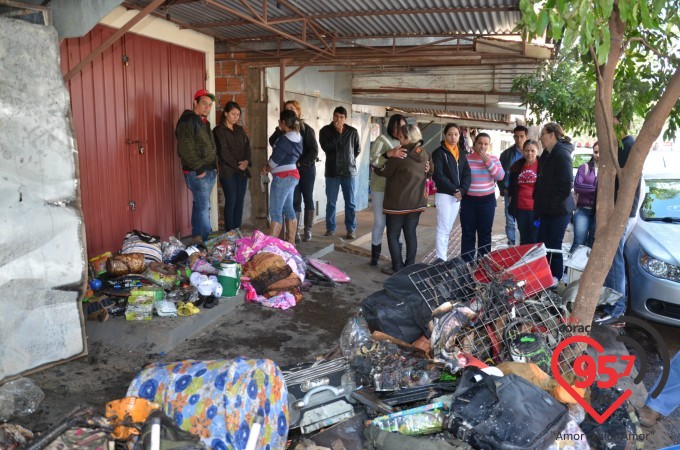 Incêndio em camelôs pode ter sido provocado