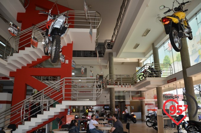 Nara Motos sorteia prêmios na semana de aniversário