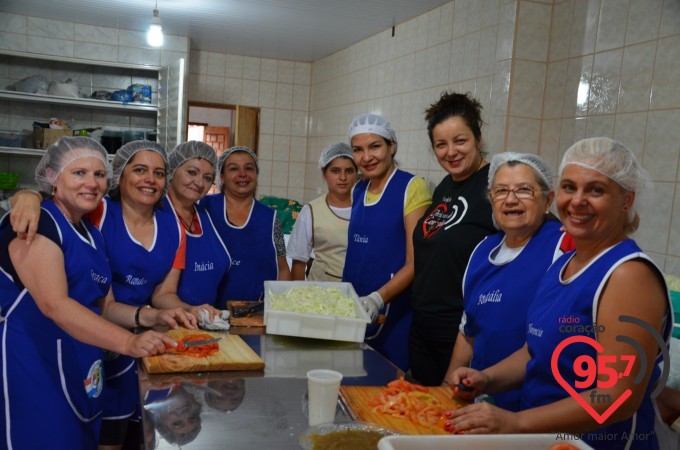Colônia Paraguaia realiza almoço de confraternização