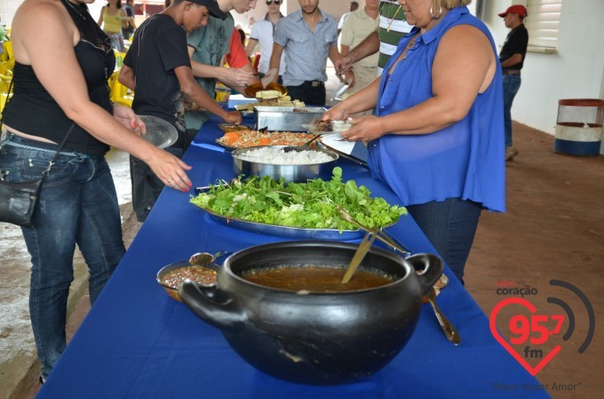 Colônia Paraguaia realiza almoço de confraternização