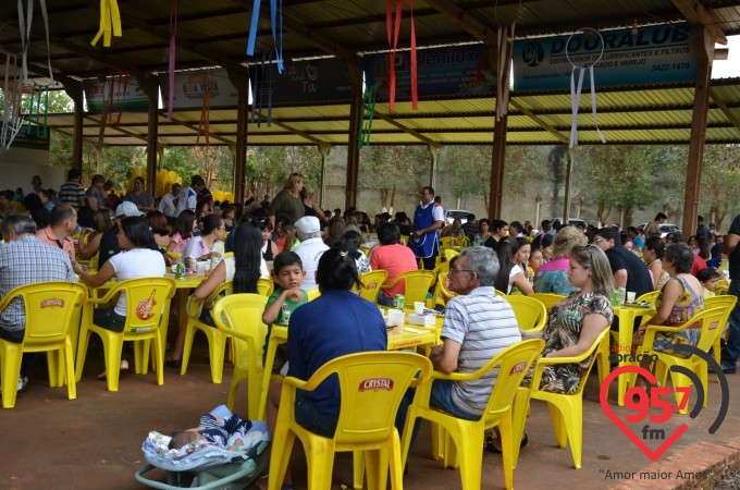 Colônia Paraguaia realiza almoço de confraternização