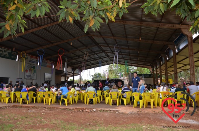 Colônia Paraguaia realiza almoço de confraternização