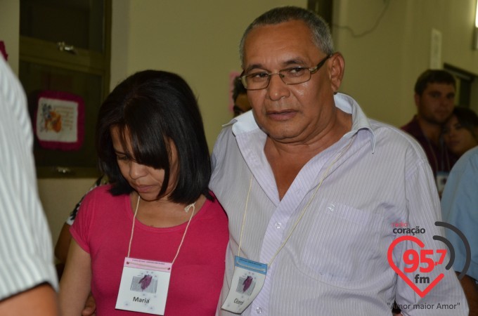 Integrantes da Rádio Coração FM realizam retiro para casais em Jateí