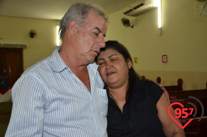 Integrantes da Rádio Coração FM realizam retiro para casais em Jateí