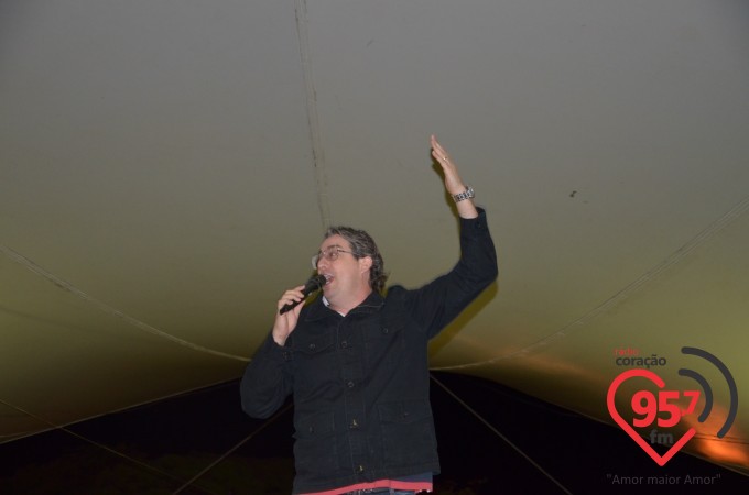 Show na praça Antonio João com Rodrigo Ferreira