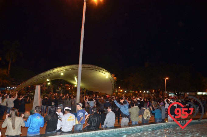 Show na praça Antonio João com Rodrigo Ferreira