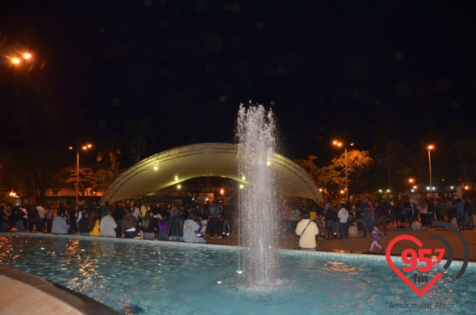 Show na praça Antonio João com Rodrigo Ferreira