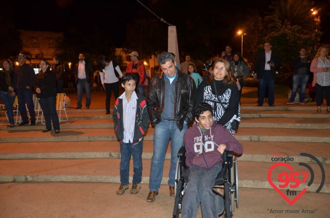 Show na praça Antonio João com Rodrigo Ferreira