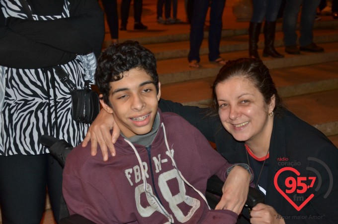 Show na praça Antonio João com Rodrigo Ferreira