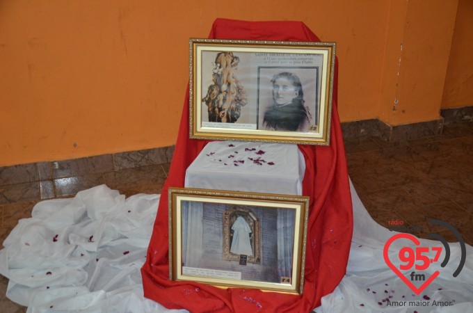 Santuário de Sta. Terezinha comemora antecipadamente o dia da Padroeira