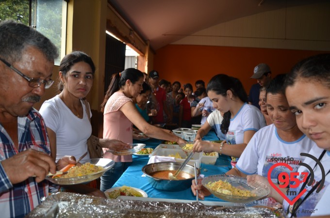 Santuário de Sta. Terezinha comemora antecipadamente o dia da Padroeira