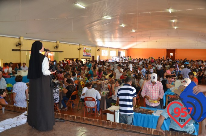 Santuário de Sta. Terezinha comemora antecipadamente o dia da Padroeira