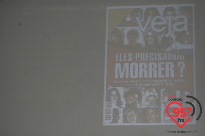 Peritos da Policia Federal ministram palestra na escola Imaculada