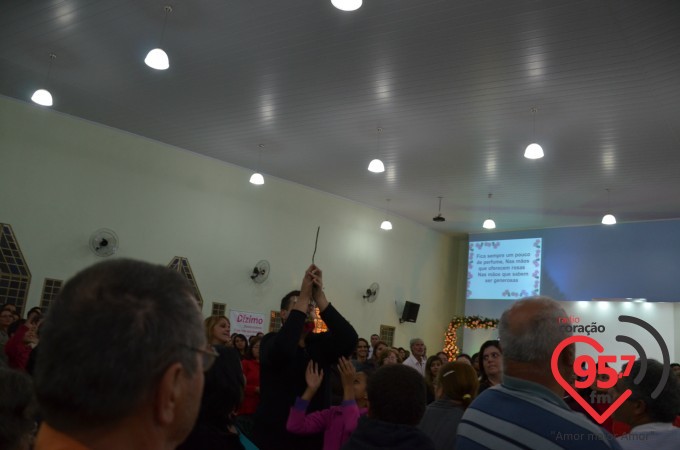 Paróquia Santa Teresinha celebra o dia da padroeira com encerramento da novena