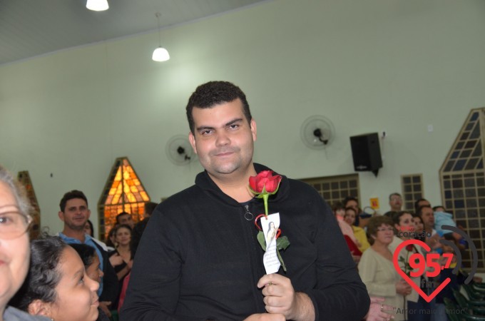 Paróquia Santa Teresinha celebra o dia da padroeira com encerramento da novena
