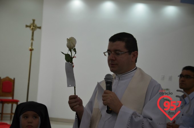 Paróquia Santa Teresinha celebra o dia da padroeira com encerramento da novena