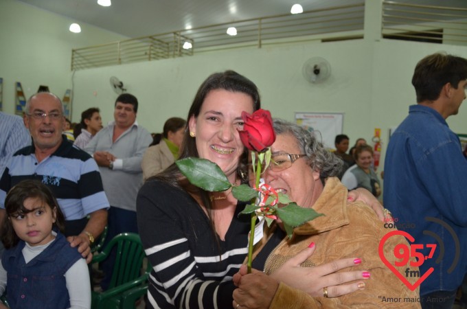 Paróquia Santa Teresinha celebra o dia da padroeira com encerramento da novena