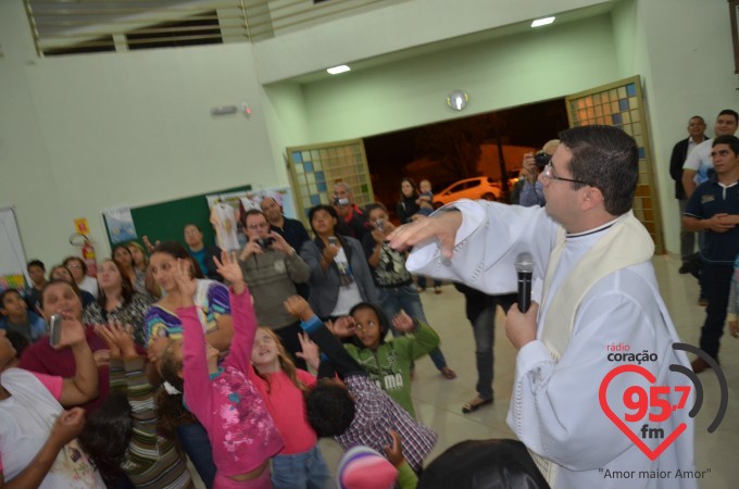 Paróquia Santa Teresinha celebra o dia da padroeira com encerramento da novena