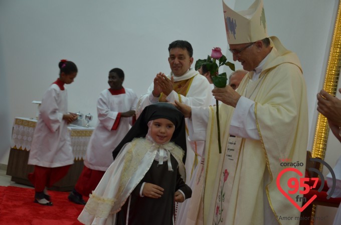Paróquia Santa Teresinha celebra o dia da padroeira com encerramento da novena