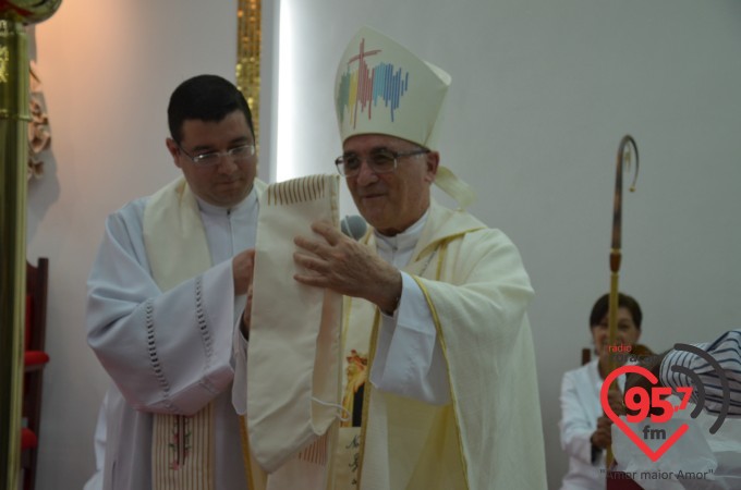 Paróquia Santa Teresinha celebra o dia da padroeira com encerramento da novena