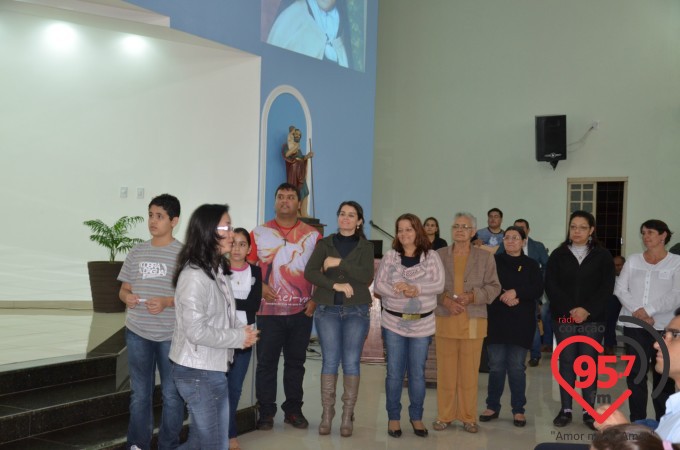 Paróquia Santa Teresinha celebra o dia da padroeira com encerramento da novena