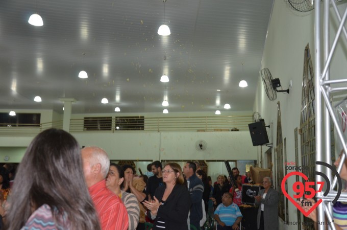 Paróquia Santa Teresinha celebra o dia da padroeira com encerramento da novena