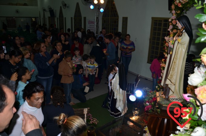 Paróquia Santa Teresinha celebra o dia da padroeira com encerramento da novena