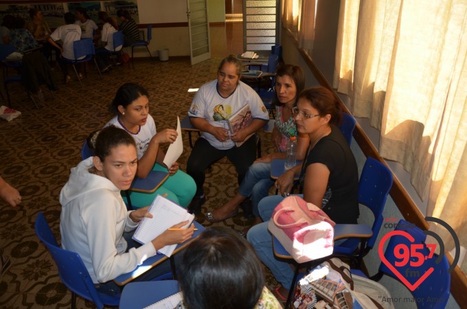 Ipad realiza escola catequética com equipe da Rádio Coração FM