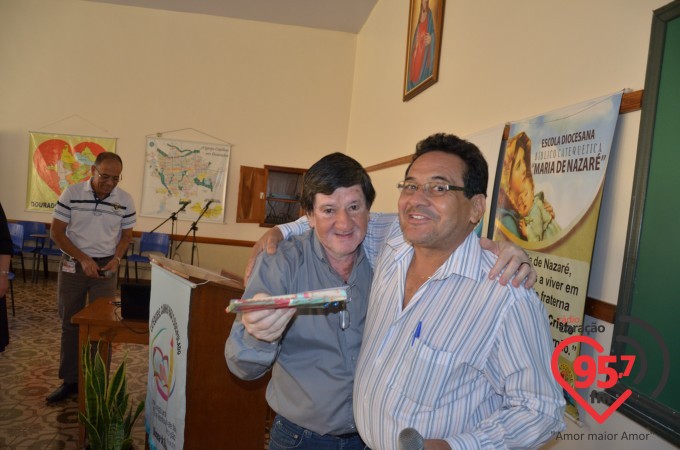 Ipad realiza escola catequética com equipe da Rádio Coração FM