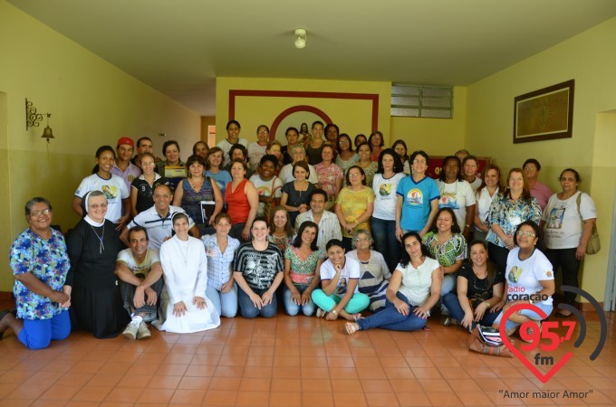 Ipad realiza escola catequética com equipe da Rádio Coração FM
