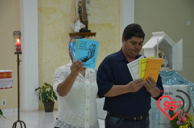 Paróquia Bom Jesus de Dourados celebra missa anual com membros do ECC