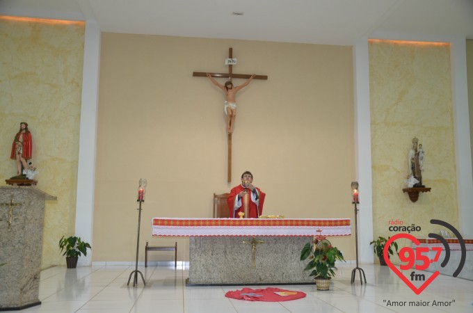 Paróquia Bom Jesus de Dourados celebra missa anual com membros do ECC
