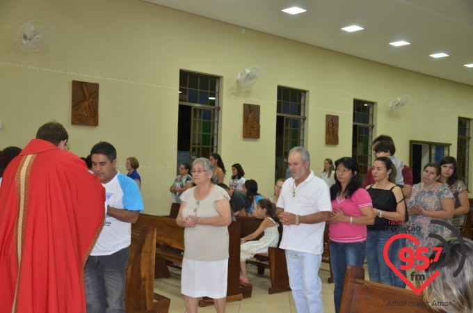 Paróquia Bom Jesus de Dourados celebra missa anual com membros do ECC