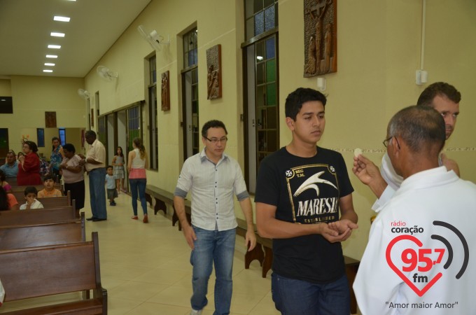 Paróquia Bom Jesus de Dourados celebra missa anual com membros do ECC