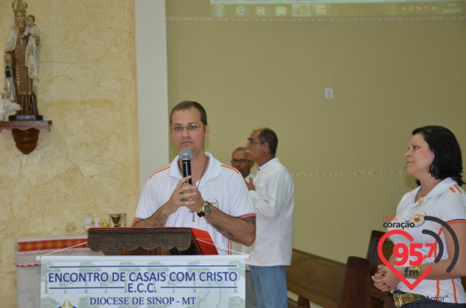 Paróquia Bom Jesus de Dourados celebra missa anual com membros do ECC