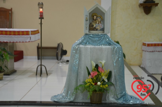 Paróquia Bom Jesus de Dourados celebra missa anual com membros do ECC