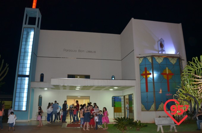 Paróquia Bom Jesus de Dourados celebra missa anual com membros do ECC