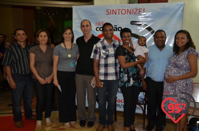 Paróquia N.S. Fátima celebra missa aos noivos