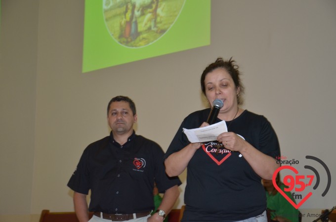 Paróquia N.S. Fátima celebra missa aos noivos