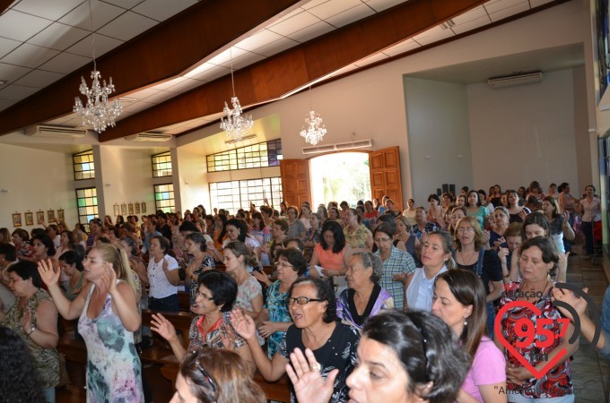 Igreja São Francisco realiza encontro de mulheres