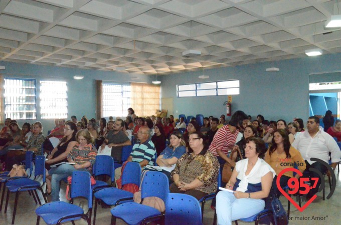 Rádio Coração participa de encontro do SUAS