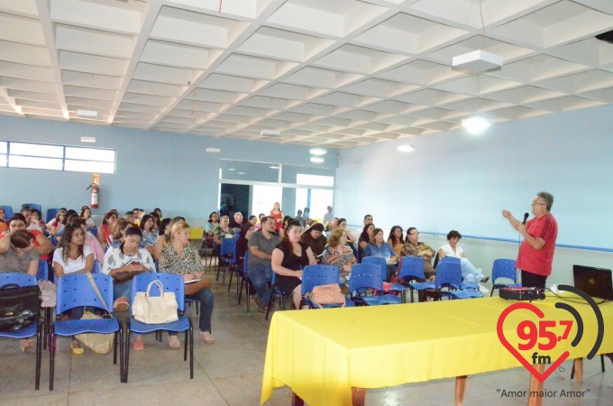 Rádio Coração participa de encontro do SUAS
