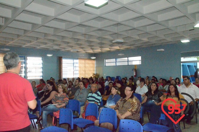 Rádio Coração participa de encontro do SUAS