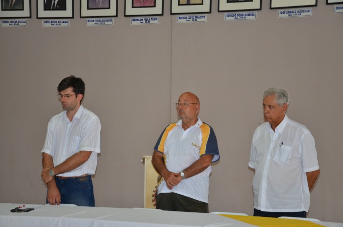 Rotary Club de Itaporã recebe visita de membros da Rádio Coração FM