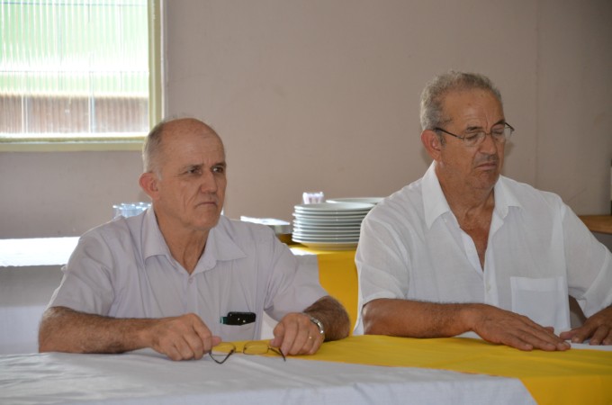Rotary Club de Itaporã recebe visita de membros da Rádio Coração FM